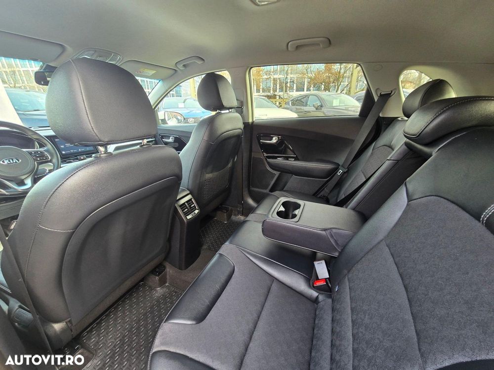 Kia Niro - 8