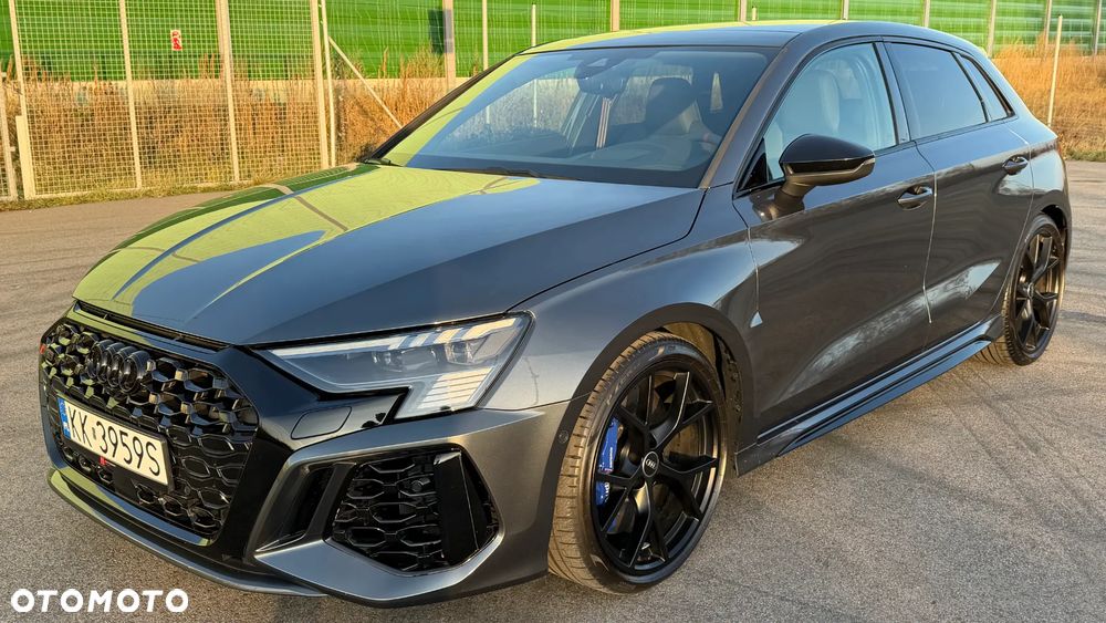 Audi RS3 Sportback - 2