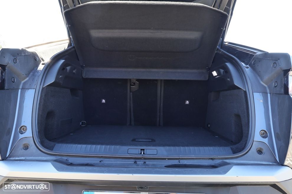 Peugeot 3008 1.2 Hybrid Allure e-DCS6 - 19