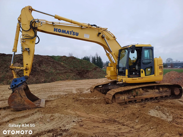 Komatsu PC228USLC8