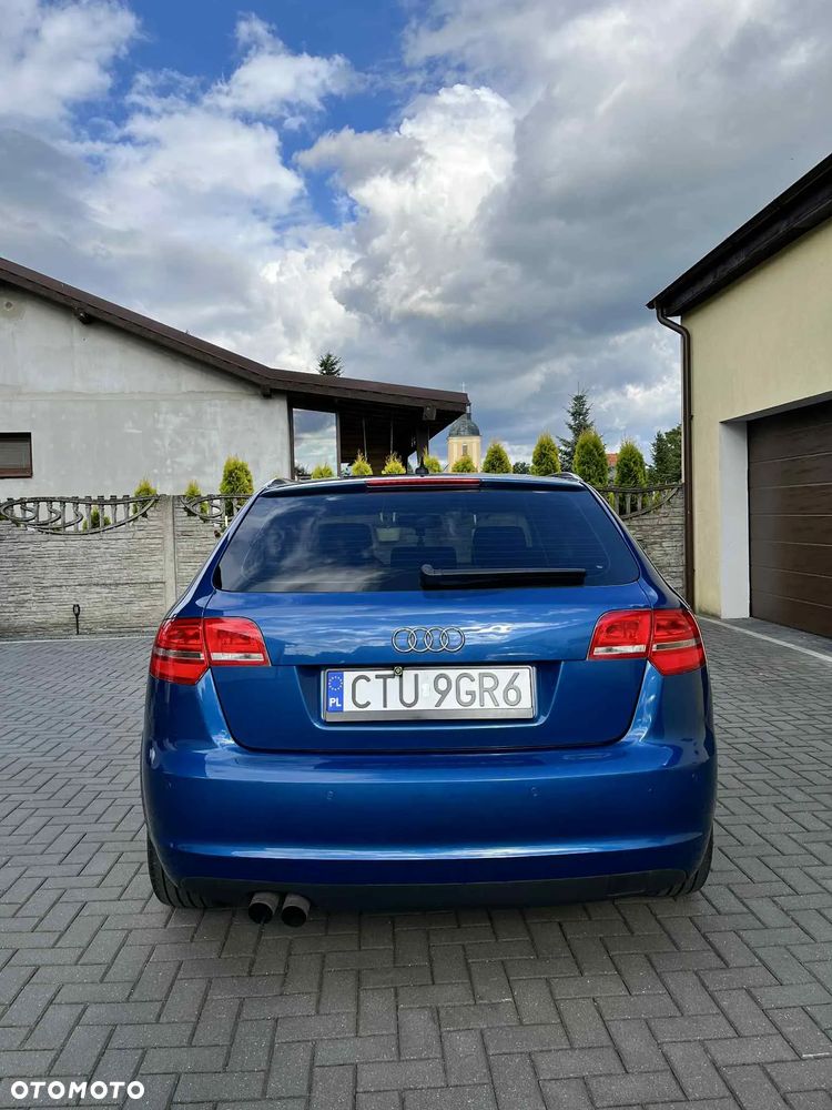 Audi A3 Sportback 1.8 TFSI Ambiente - 5