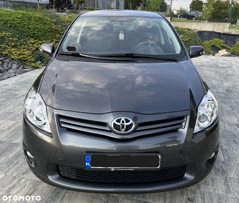 Toyota Auris 1.6 Premium - 2