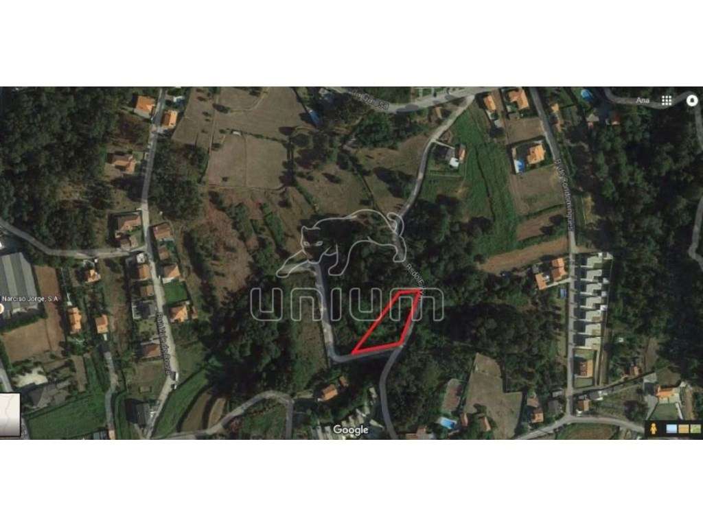 Invista em Qualidade de Vida - Terreno em Local Tranquilo Próximo a... - Grande imagem: 2/9