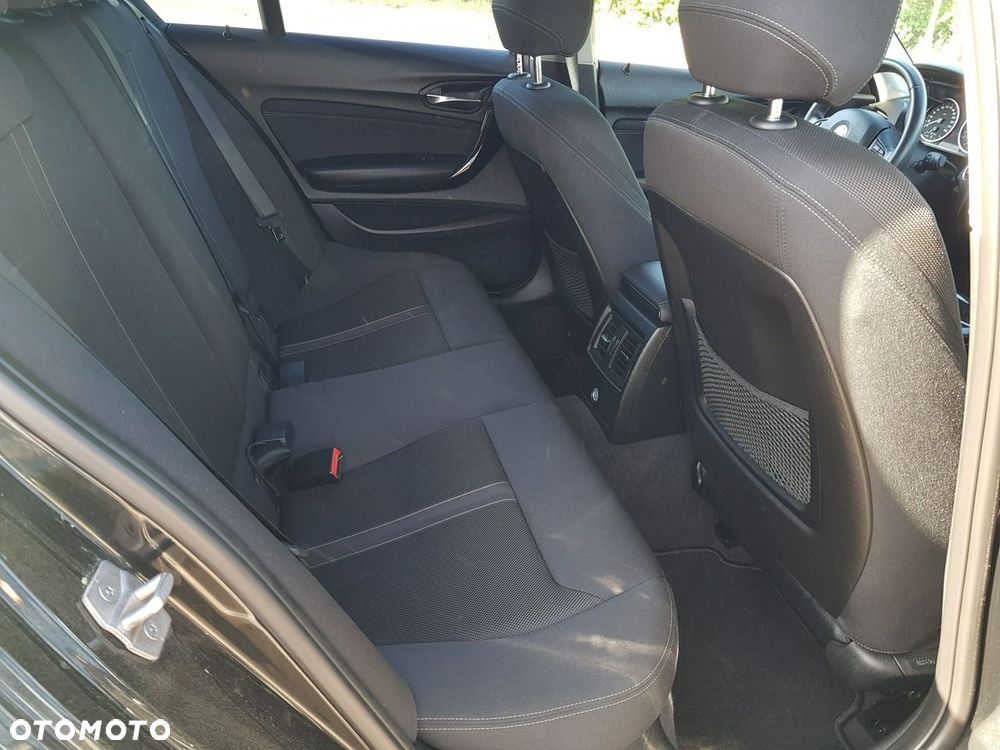 BMW Seria 1 118d Sport Line - 16