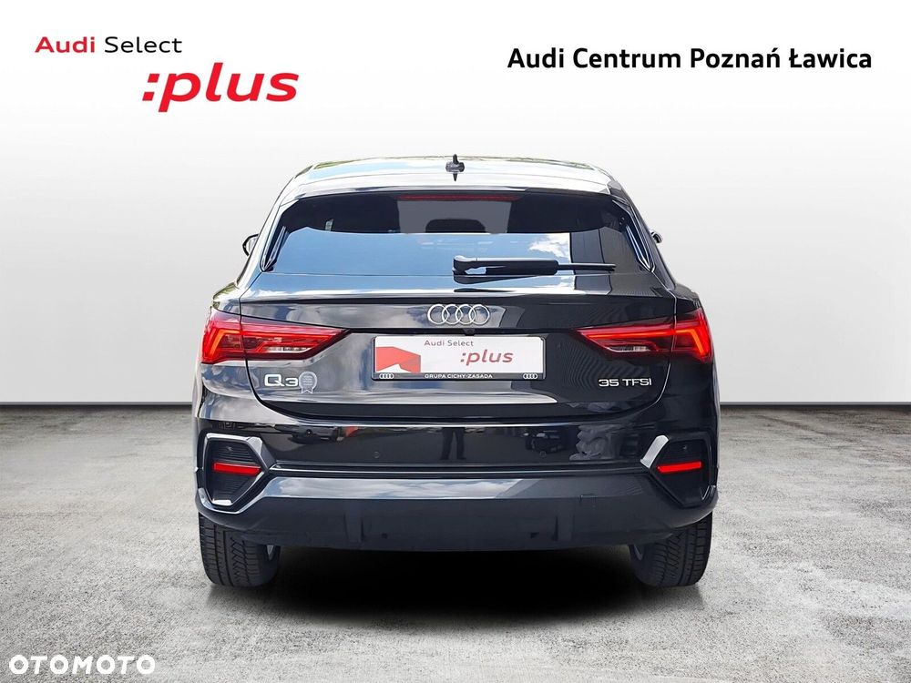Audi Q3 Sportback - 9