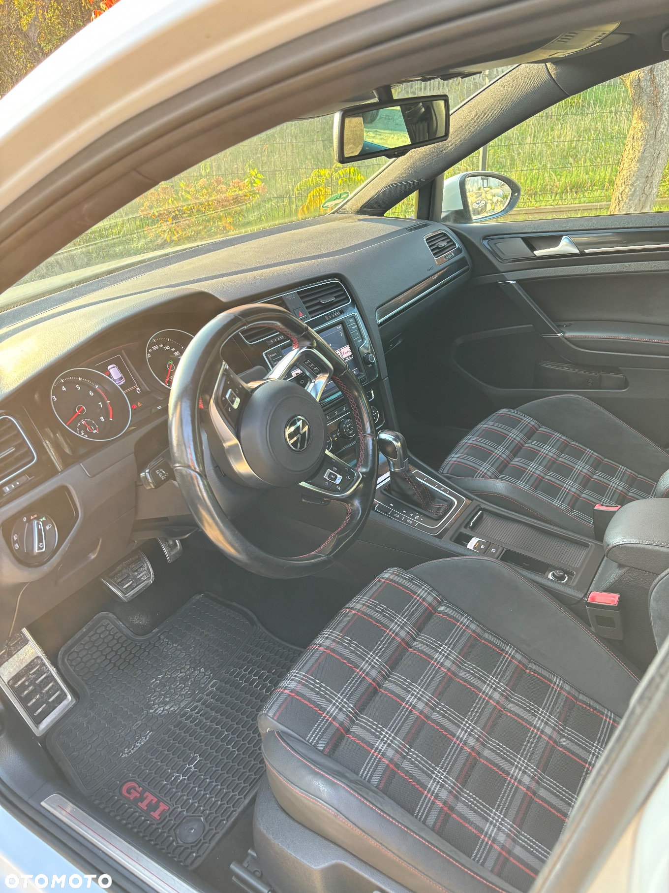 Volkswagen Golf VII 2.0 TSI BMT GTI DSG - 17