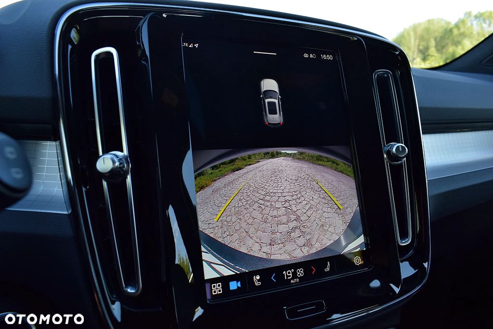 Volvo XC 40 B3 Core - 15