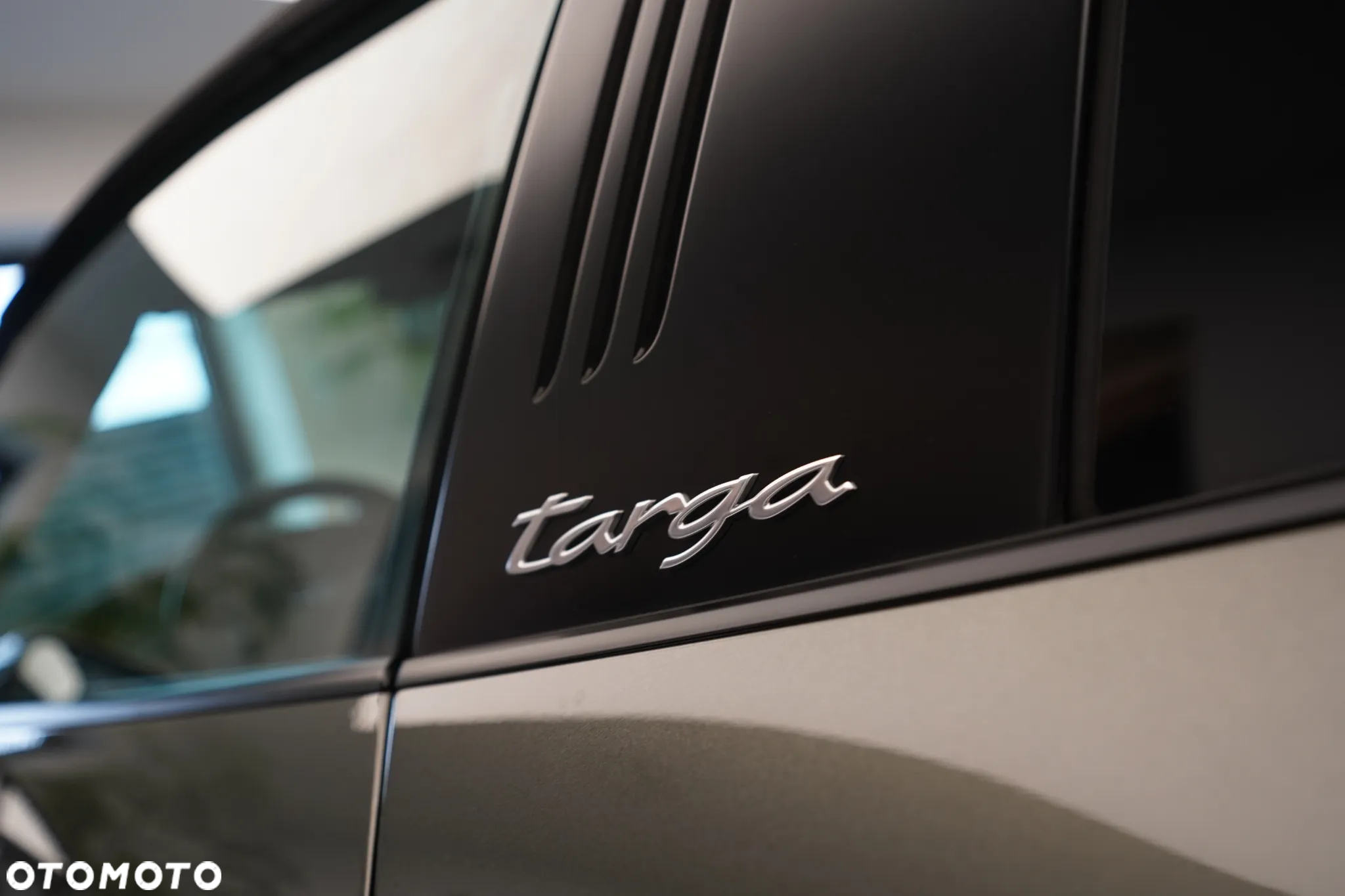 Porsche 911 Targa 4S - 34