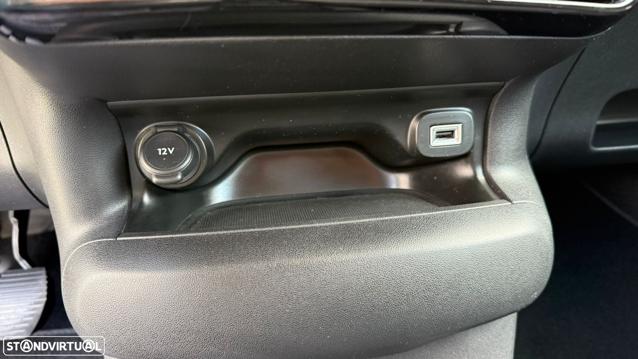 Citroën C4 Cactus 1.2 PureTech Shine - 36