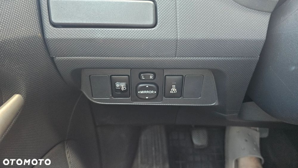 Toyota Auris 1.4 D-4D Luna - 8