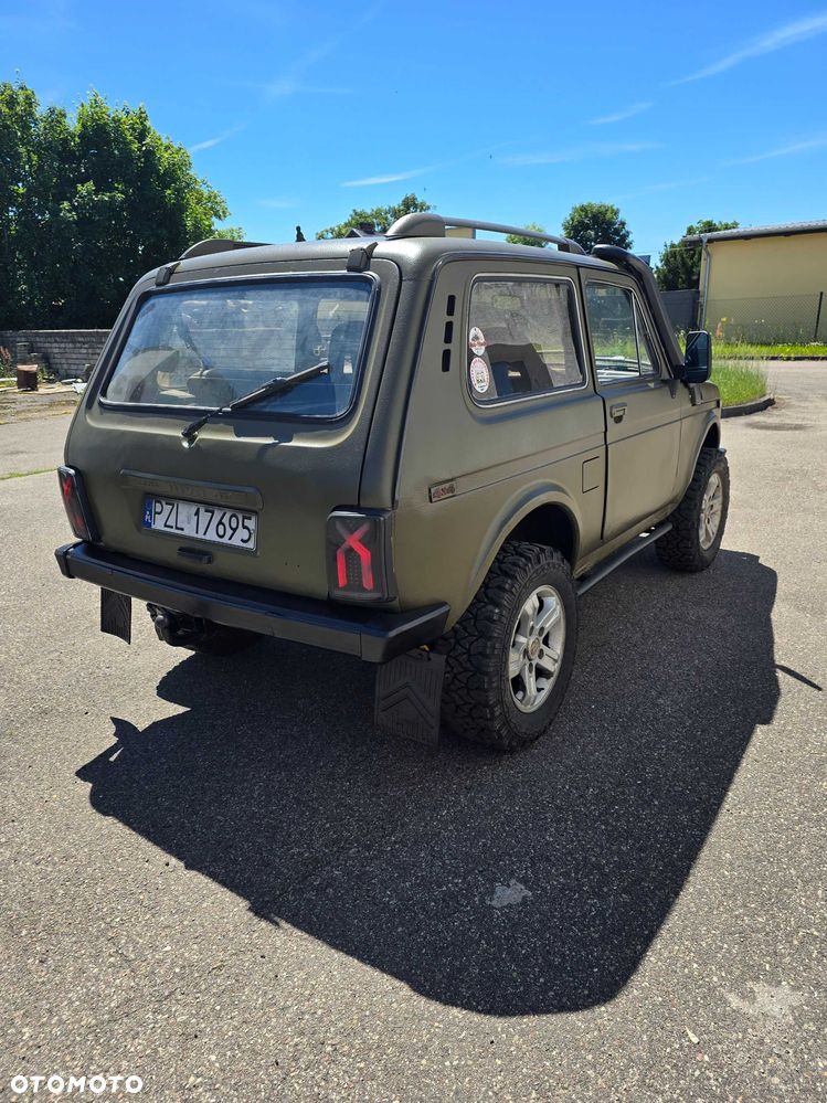 Lada Niva - 4