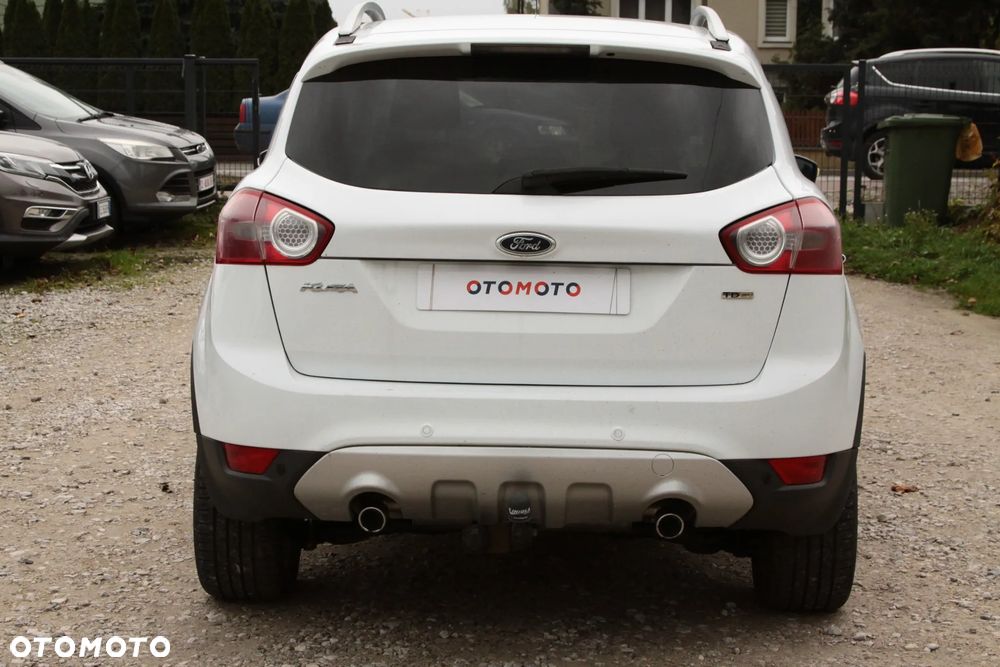 Ford Kuga 2.0 TDCi 2x4 Titanium - 9