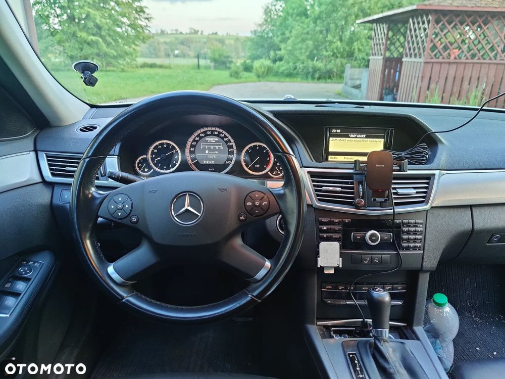 Mercedes-Benz Klasa E - 4
