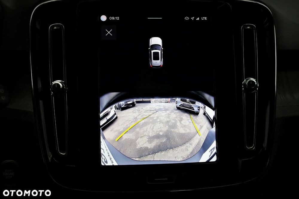 Volvo XC 40 - 23