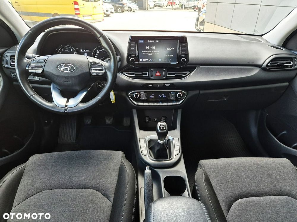 Hyundai i30 1.5 T-GDI 48V Smart - 32