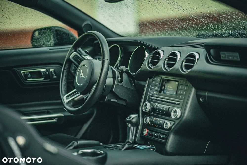 Ford Mustang 3.7 V6 - 23