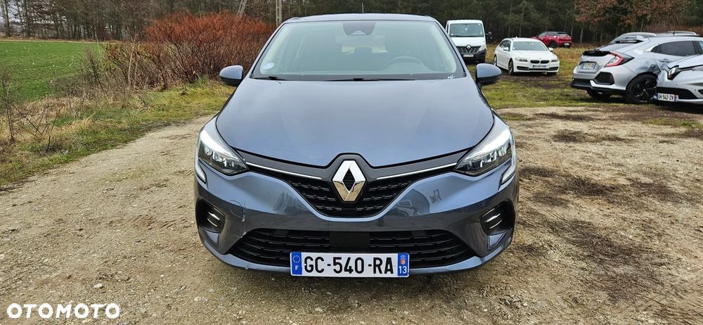 Renault Clio - 8