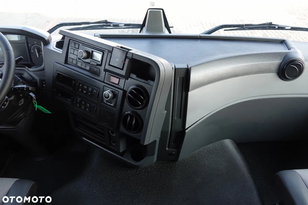 Renault T 440 / NISKA KABINA  / 13 LITROWY / SPROWADZONA / PO KONTRAKCIE SERWISOWYM - 28