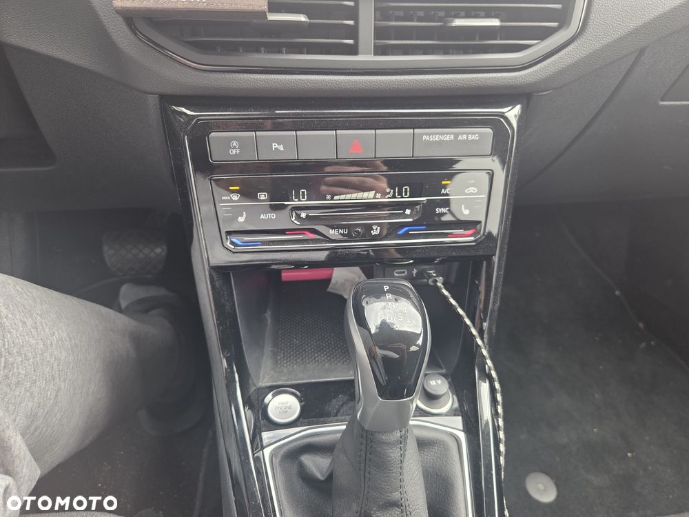 Volkswagen T-Cross - 8