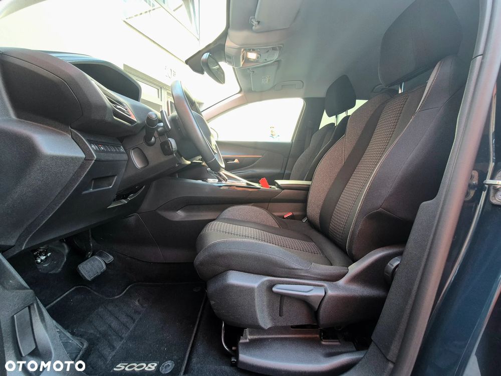 Peugeot 5008 1.5 BlueHDi Active S&S EAT8 - 18