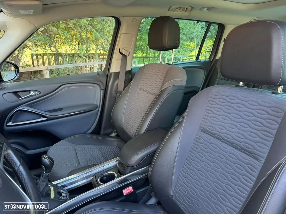 Opel Zafira 1.6 CDTi Executive - 34