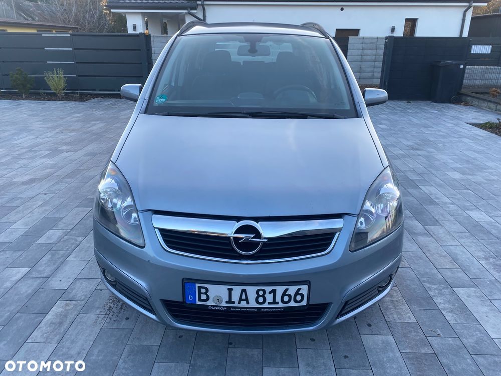 Opel Zafira 1.8 Enjoy - 1