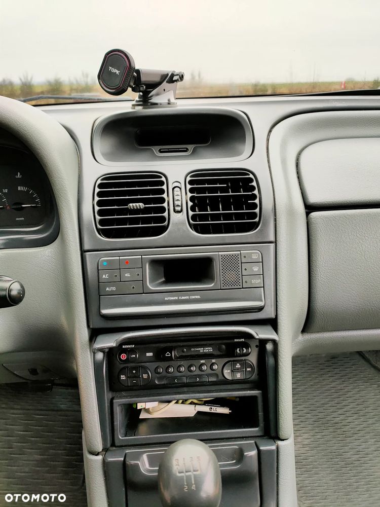 Renault Laguna - 24