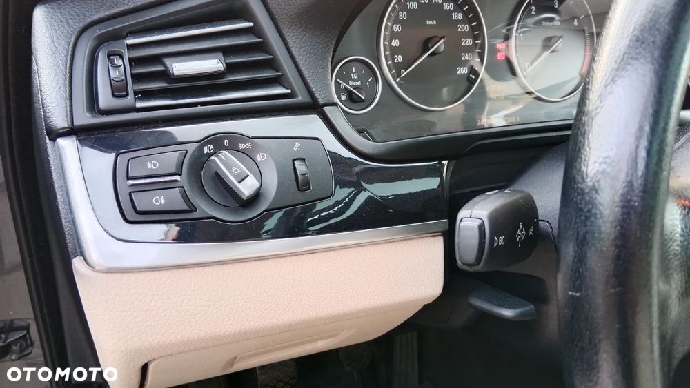 BMW Seria 5 520d - 11