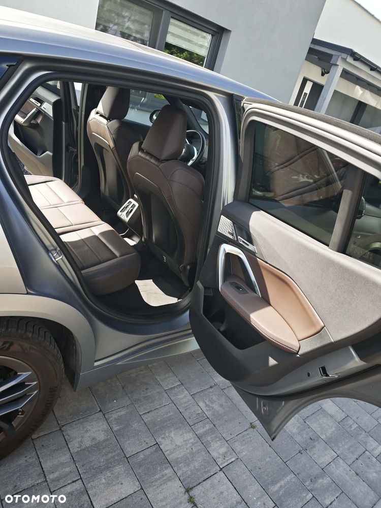 BMW X2 sDrive20i mHEV - 12