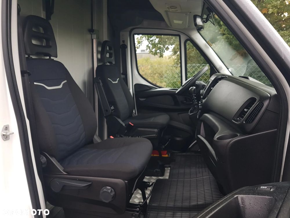 Iveco DAILY KONTENER NISKOPODŁOGOWY 4,43x2,23x2,43 SKLEP FOODTRUCK BAR KLIMA KONIOWÓZ KAMPER - 8