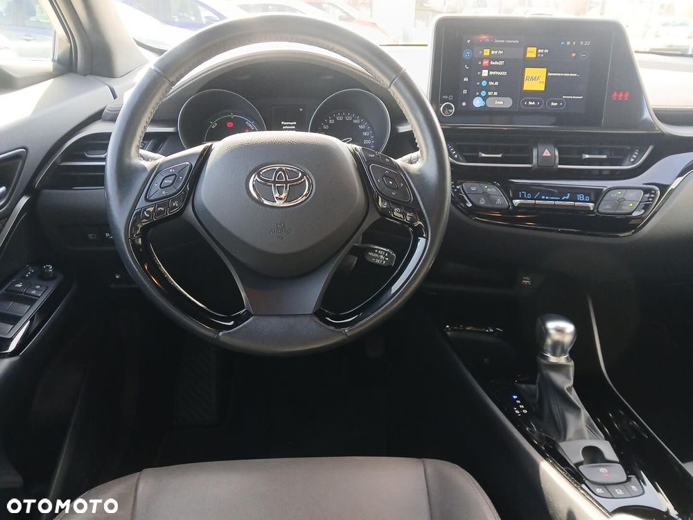 Toyota C-HR 2.0 Hybrid Executive - 13