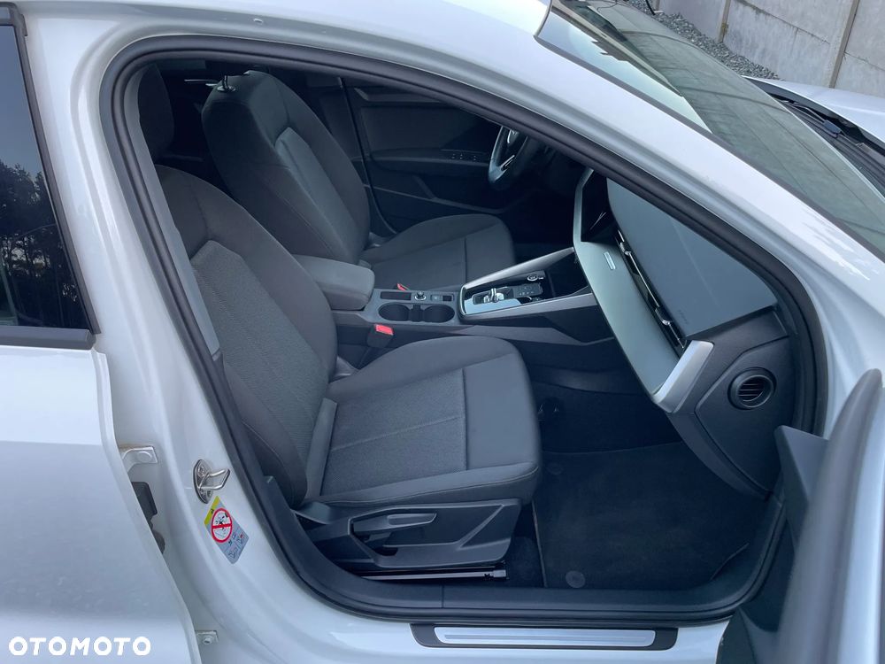 Audi A3 Sportback 40 TFSIe S tronic S line - 20