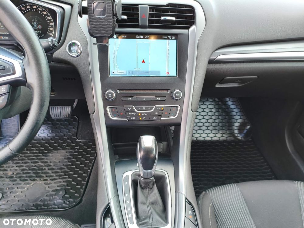 Ford Mondeo 2.0 TDCi Titanium 4WD PowerShift - 11