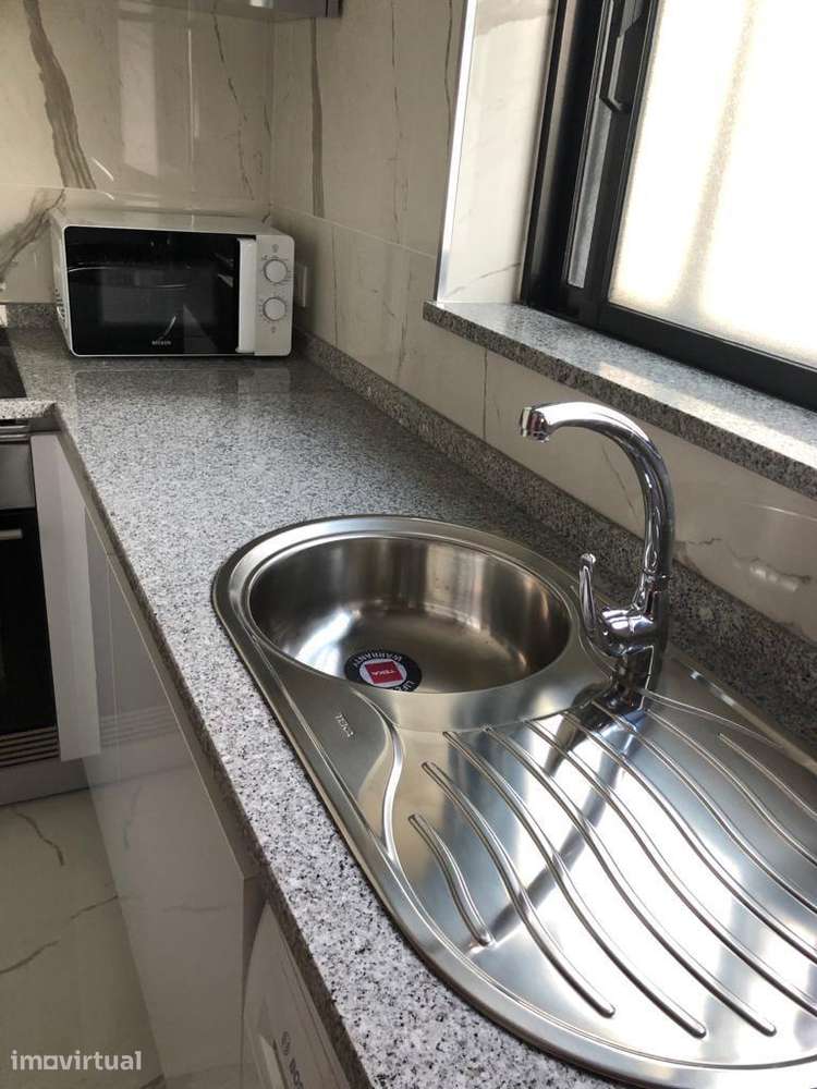 Apartamento totalmente remodelado no centro de Oliveira de Azemeis - Grande imagem: 3/35