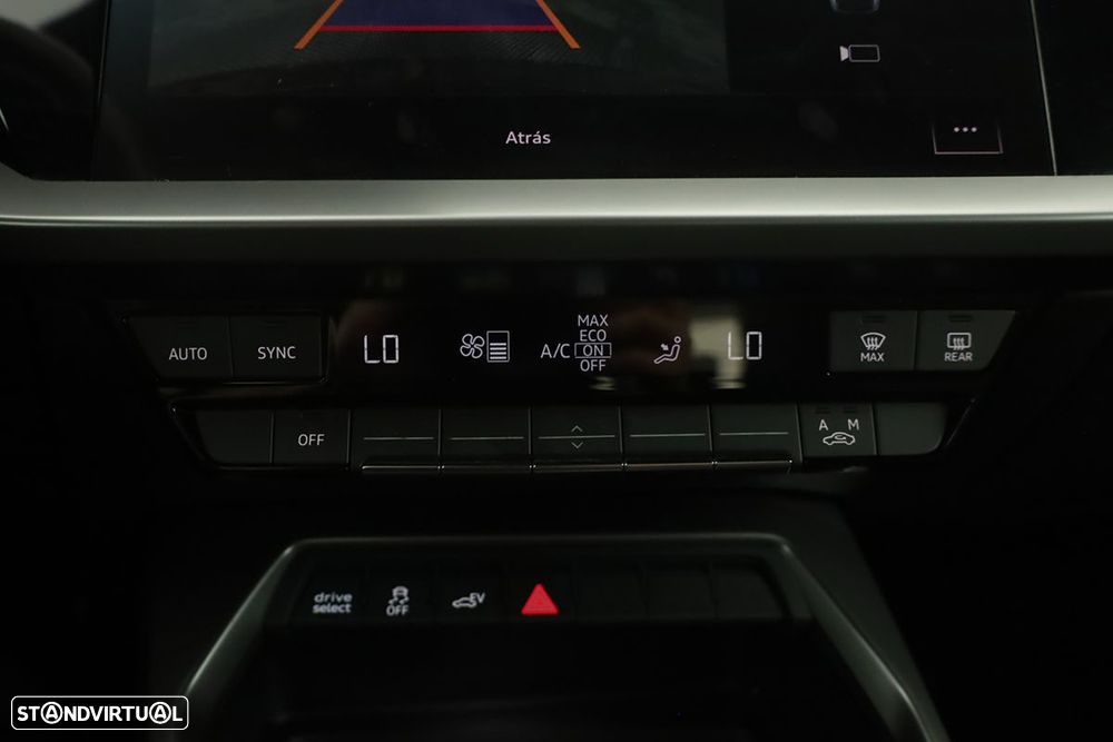 Audi A3 Sportback 45 TFSIe S line - 13