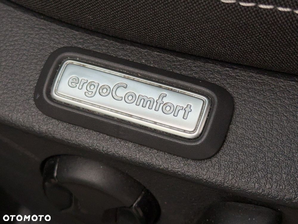 Volkswagen Passat Variant - 25