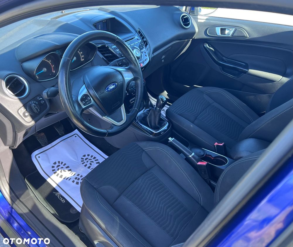 Ford Fiesta 1.25 Titanium EU5 - 19