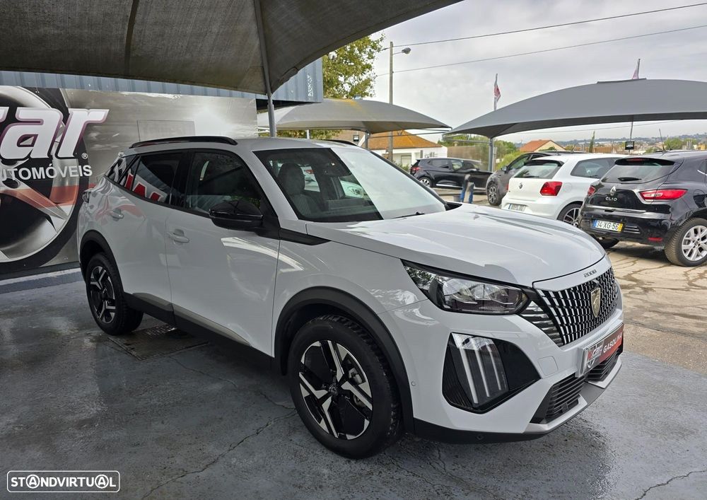 Peugeot 2008 1.2 PureTech Allure - 3