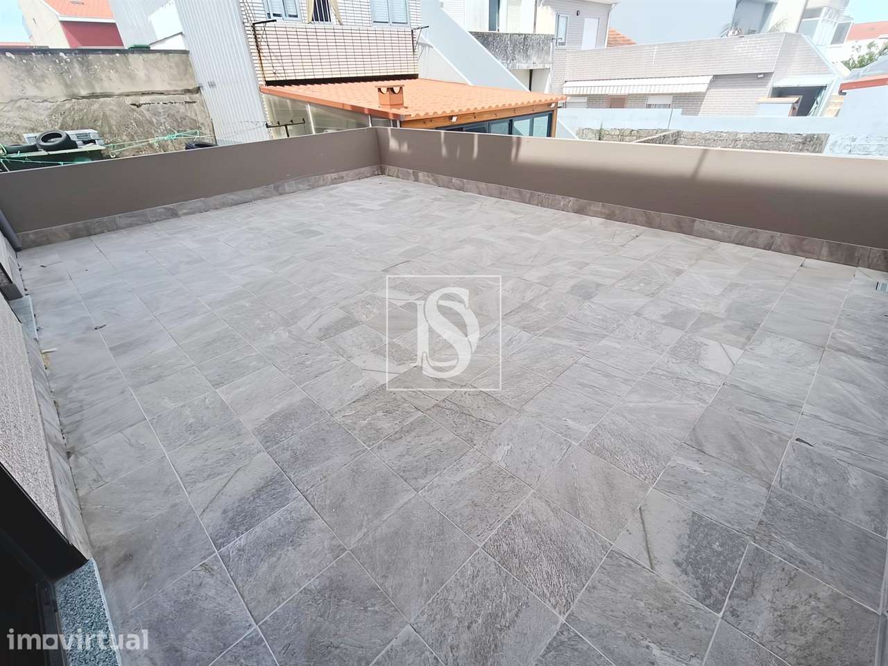 Apartamento T2, Totalmente Renovado, em Vila do Conde - Grande imagem: 3/19