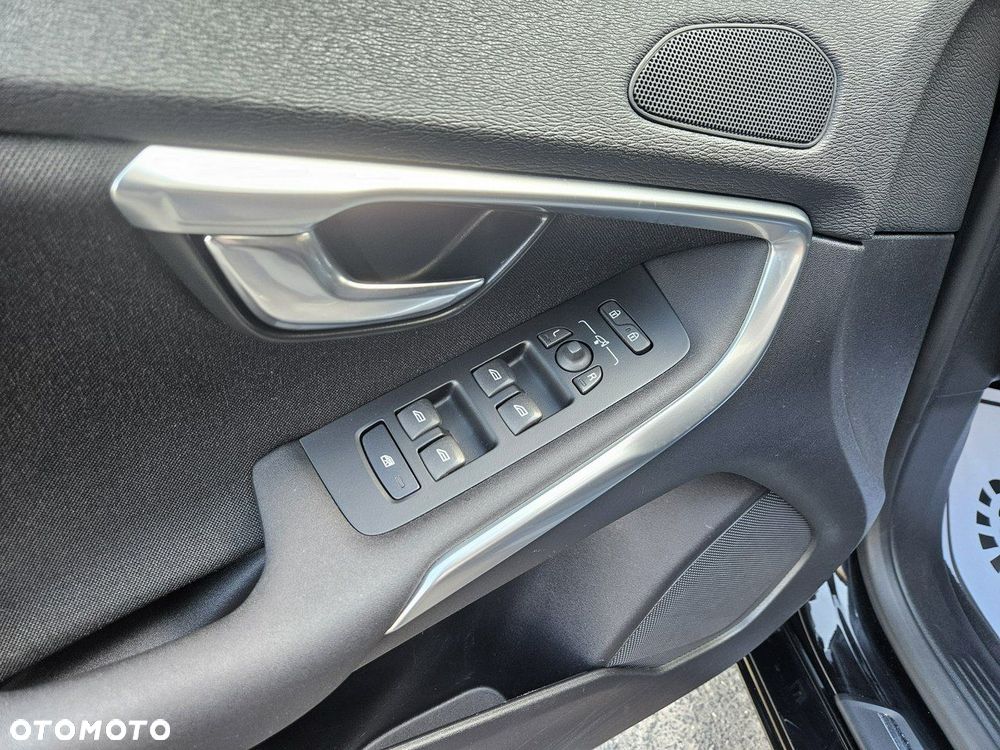 Volvo V40 T2 Drive-E Momentum - 14