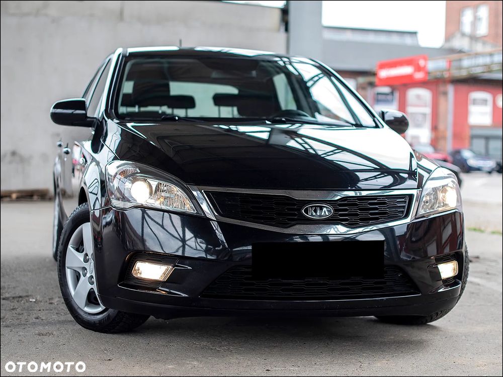 Kia Ceed - 3