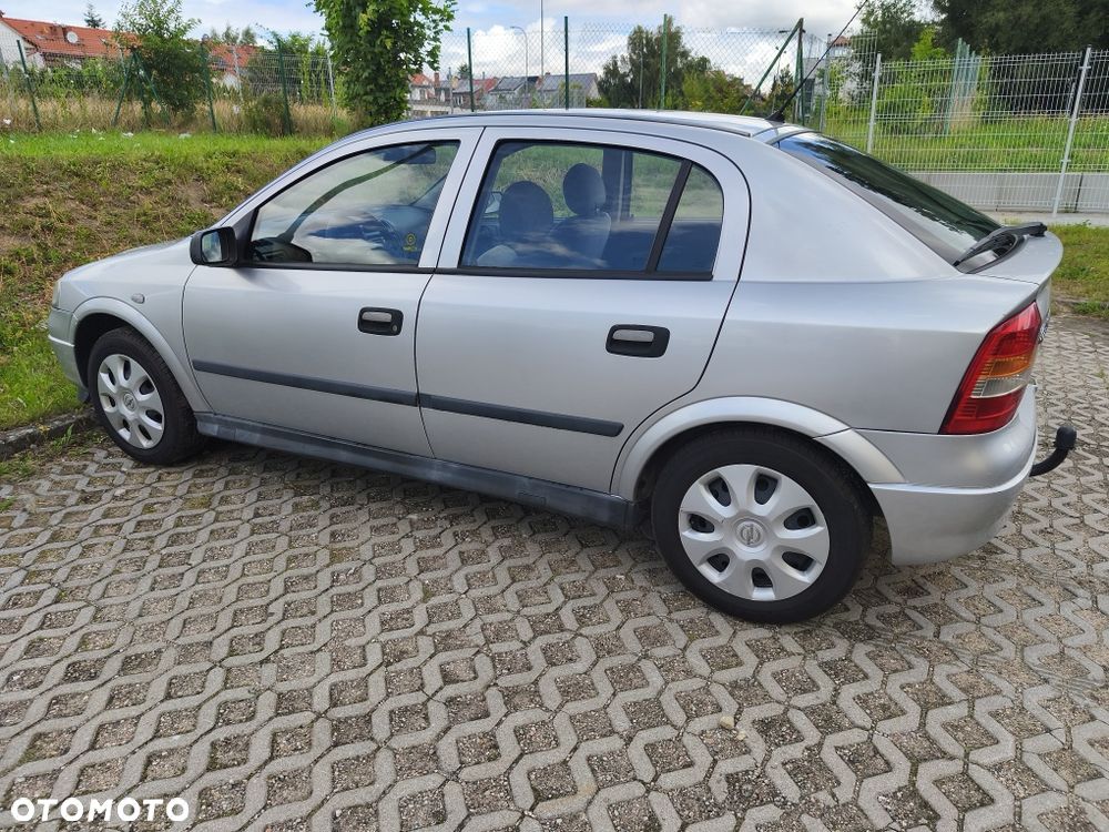 Opel Astra - 5