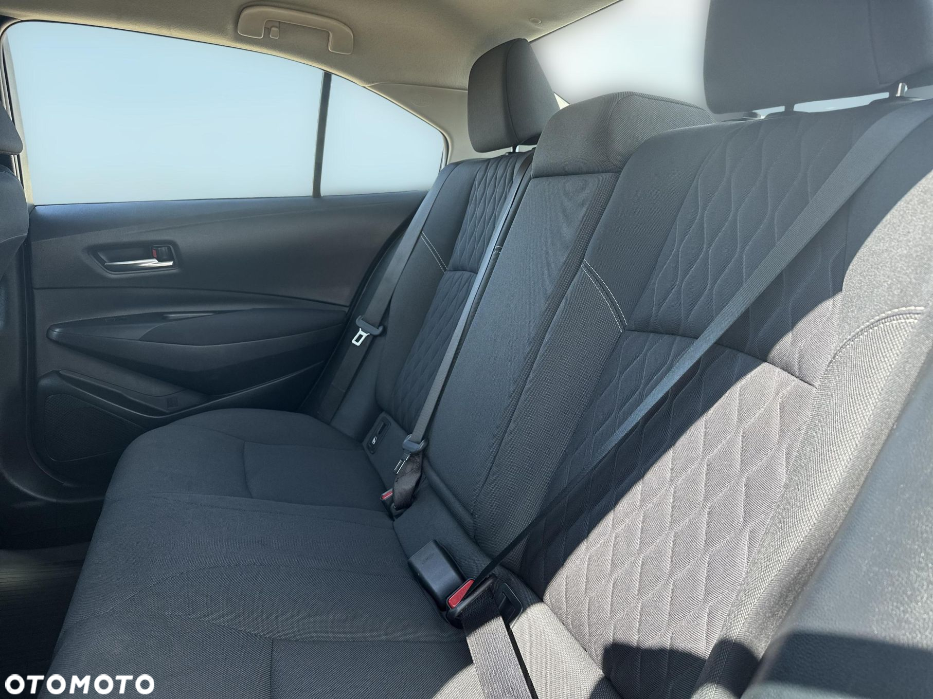 Toyota Corolla - 14