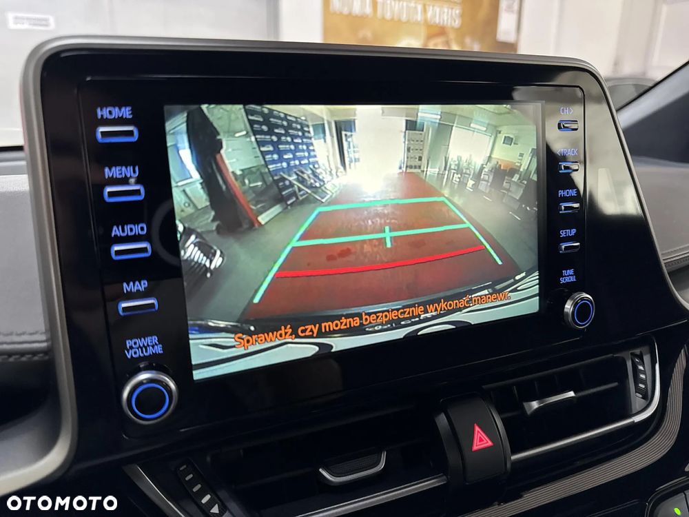 Toyota C-HR 2.0 Hybrid Executive - 26