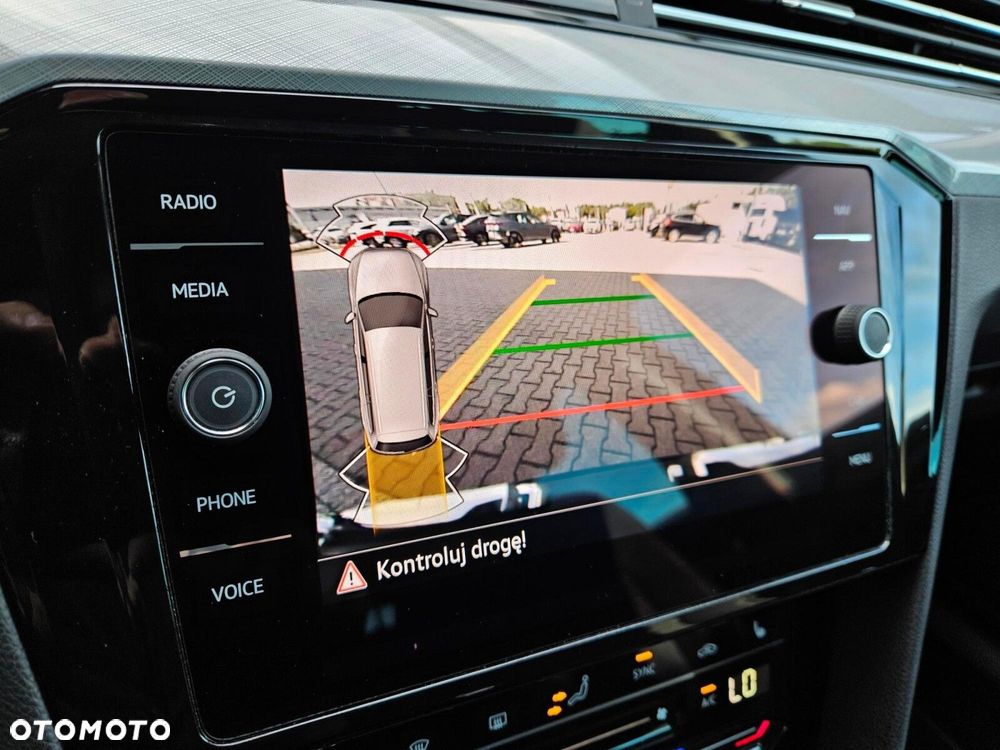 Volkswagen Passat 2.0 TDI EVO Business DSG - 22