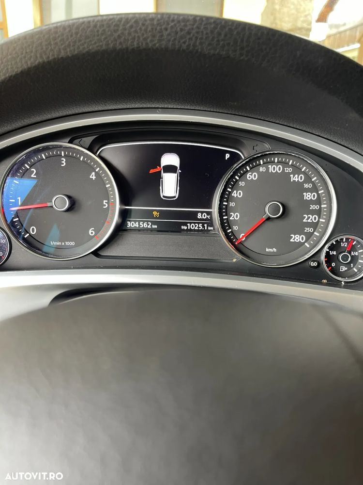 Volkswagen Touareg - 10