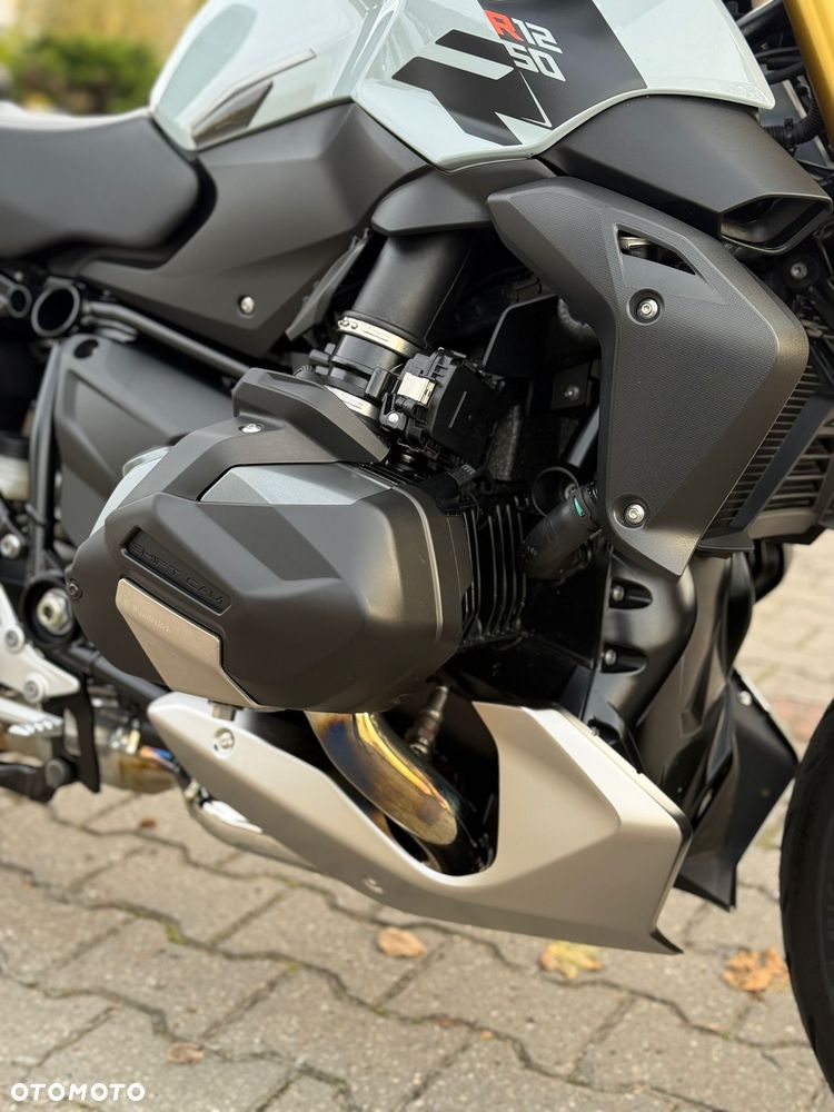 BMW R - 12
