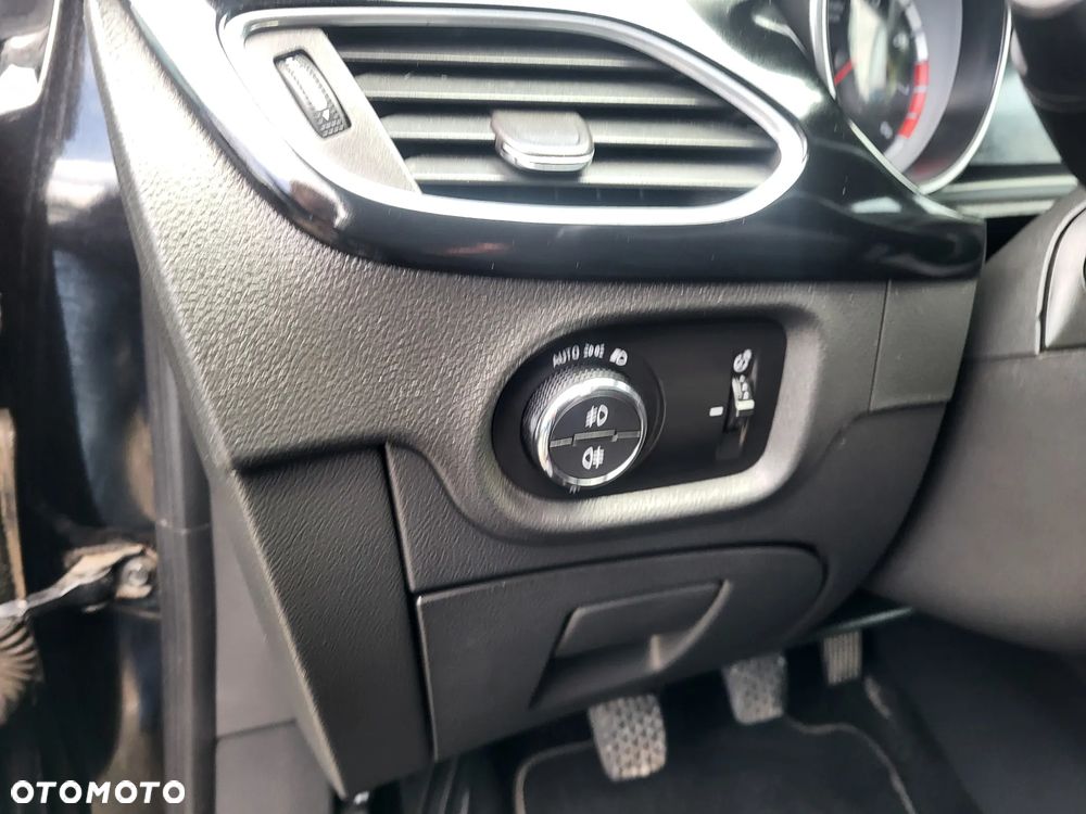 Opel Astra 1.4 Turbo Start/Stop Ultimate - 13