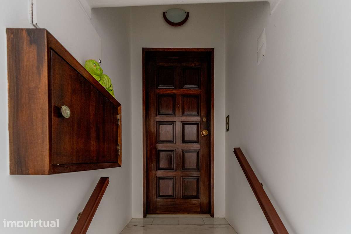 Apartamento T3 localizado no centro de Ponte do Rol - Grande imagem: 4/36