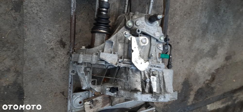 Silnik Renault Nissan 1.5 dci k9k Kompletny z osprzętem Sprawdzony przed demontażem Skrzynia biegów 6 tl4a113 tl4k9s2 - 9